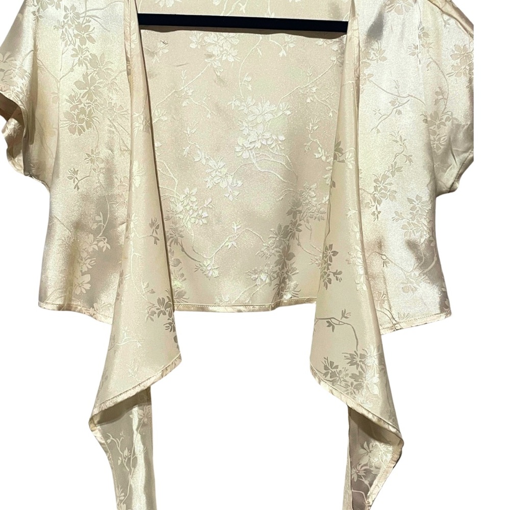 Satin Wrap Crop Top Cream Floral Jacquard Cap Sleeves - Picture 3 of 10